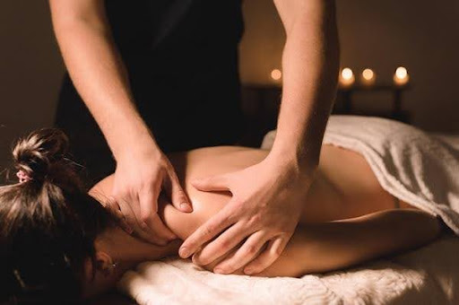 Why Every Business Traveler Should Incorporate Business Trip Massage Therapy in their Schedule
